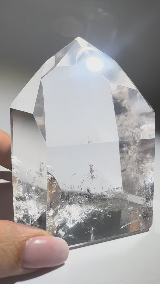 Ultraklare Lemurian Spitze aus Bahia – 9 cm · 498 g 💎