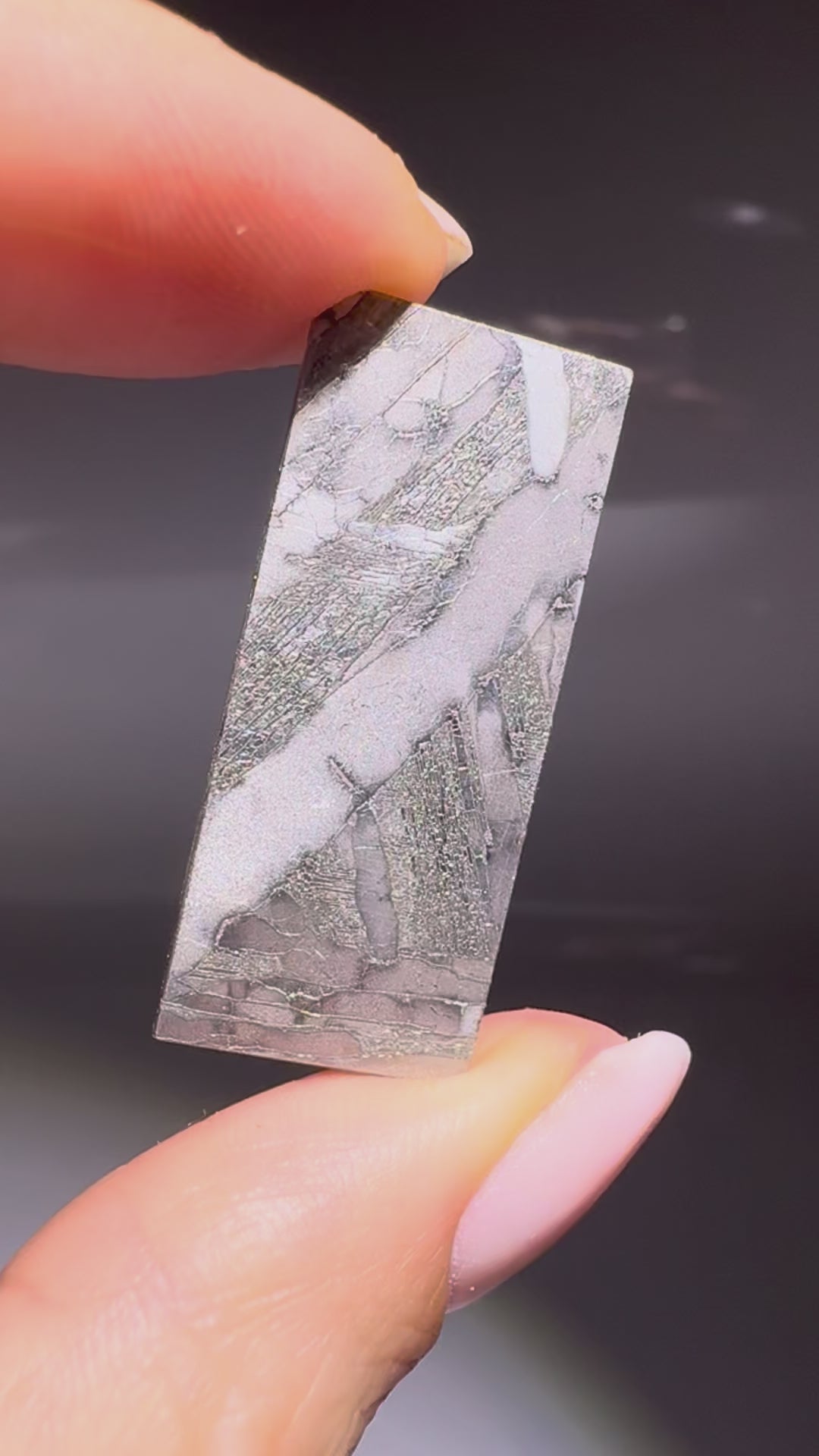 Seymchan Meteorit kaufen – echtes Stück des Universums | UNIQUE CRYSTALS