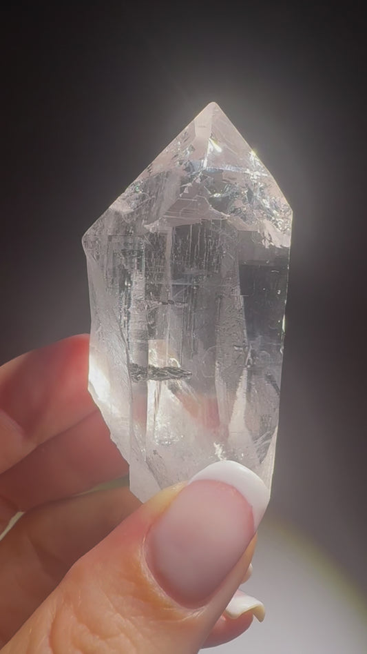 Himalaya-Quarzspitze 6.5 cm – klar, roh & unversehrt – Nepal, 74 g