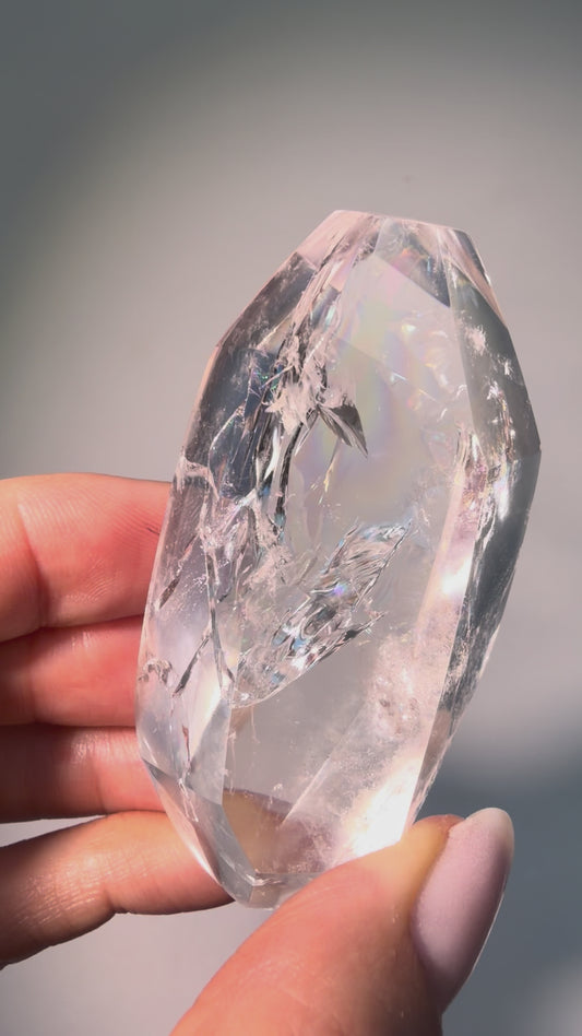 Lemurian Quarz Freeform mit natürlichem Regenbogen aus Brasilien