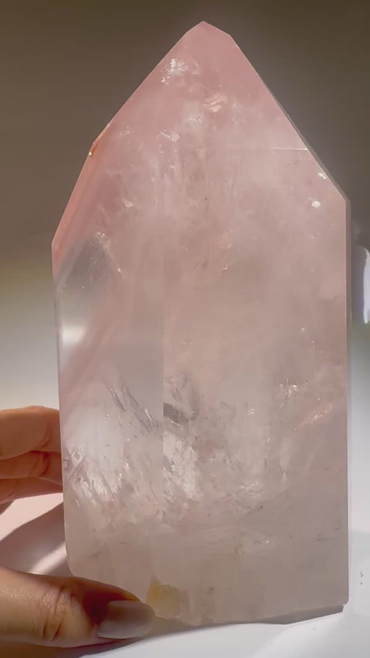 Pink-Lithium Kristall mit Phantomen – 19,5 cm – 2,5 kg – Museumsqualität aus Brasilien
