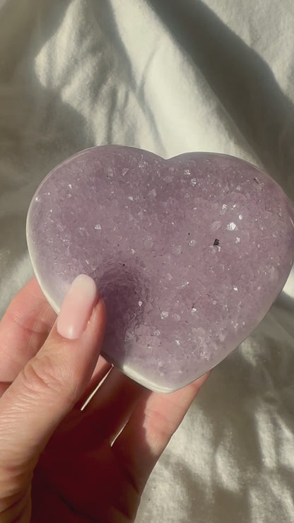 Fliederfarbenes Rainbow Amethyst Herz – 9 cm, 332 g 💜