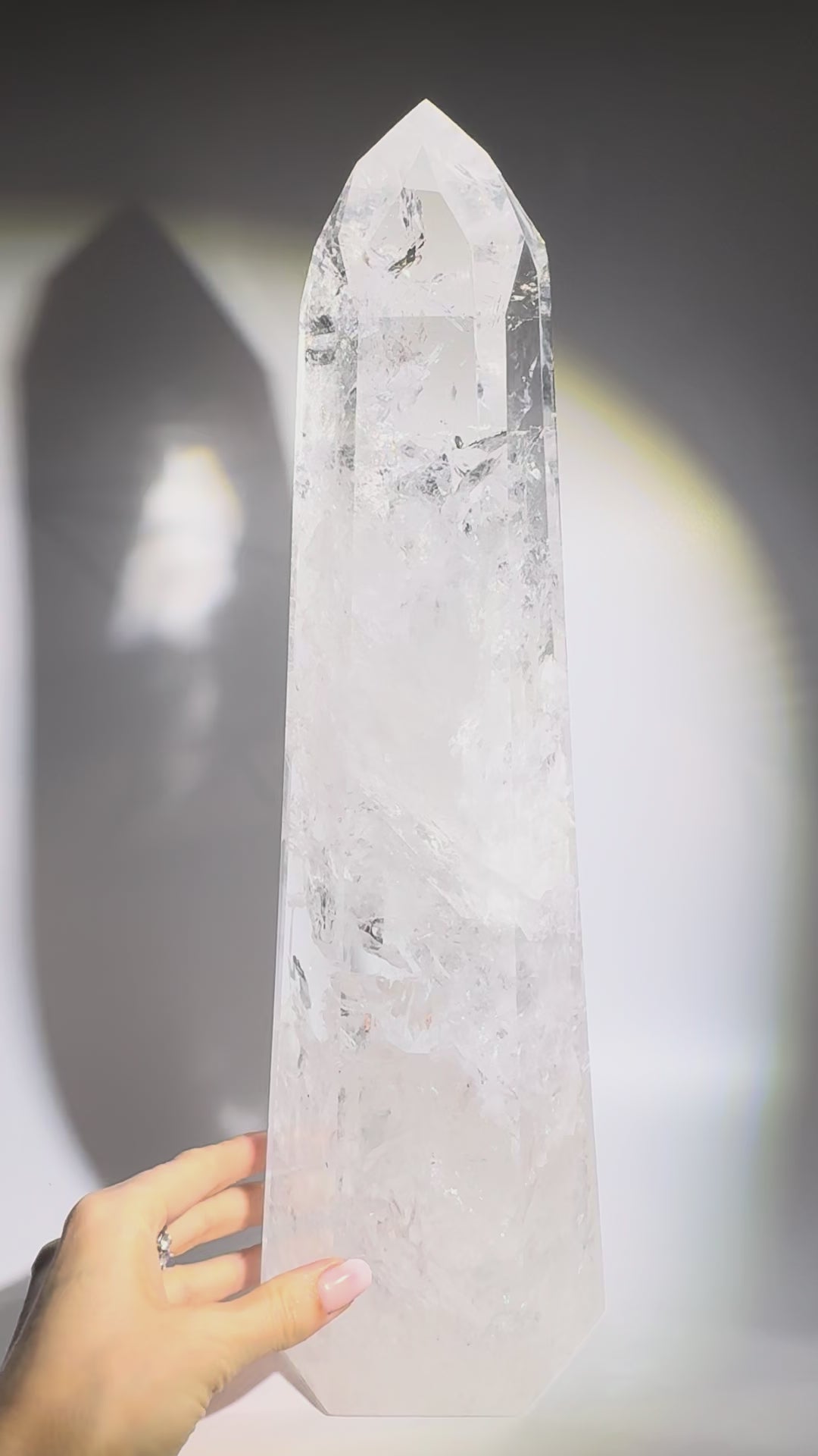 Lemurian Kristallspitze Brasilien 50 cm 5,4 kg mit Nussbaum Sockel