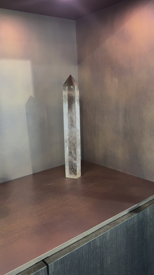 Extra klare Rauchquarz Spitze – beeindruckende Größe von 47 cm