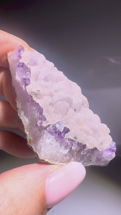 Fliederfarbenes Rainbow-Amethyst Rohstück – 5,8 cm, ultrafeine Doppelkristallisation 💜