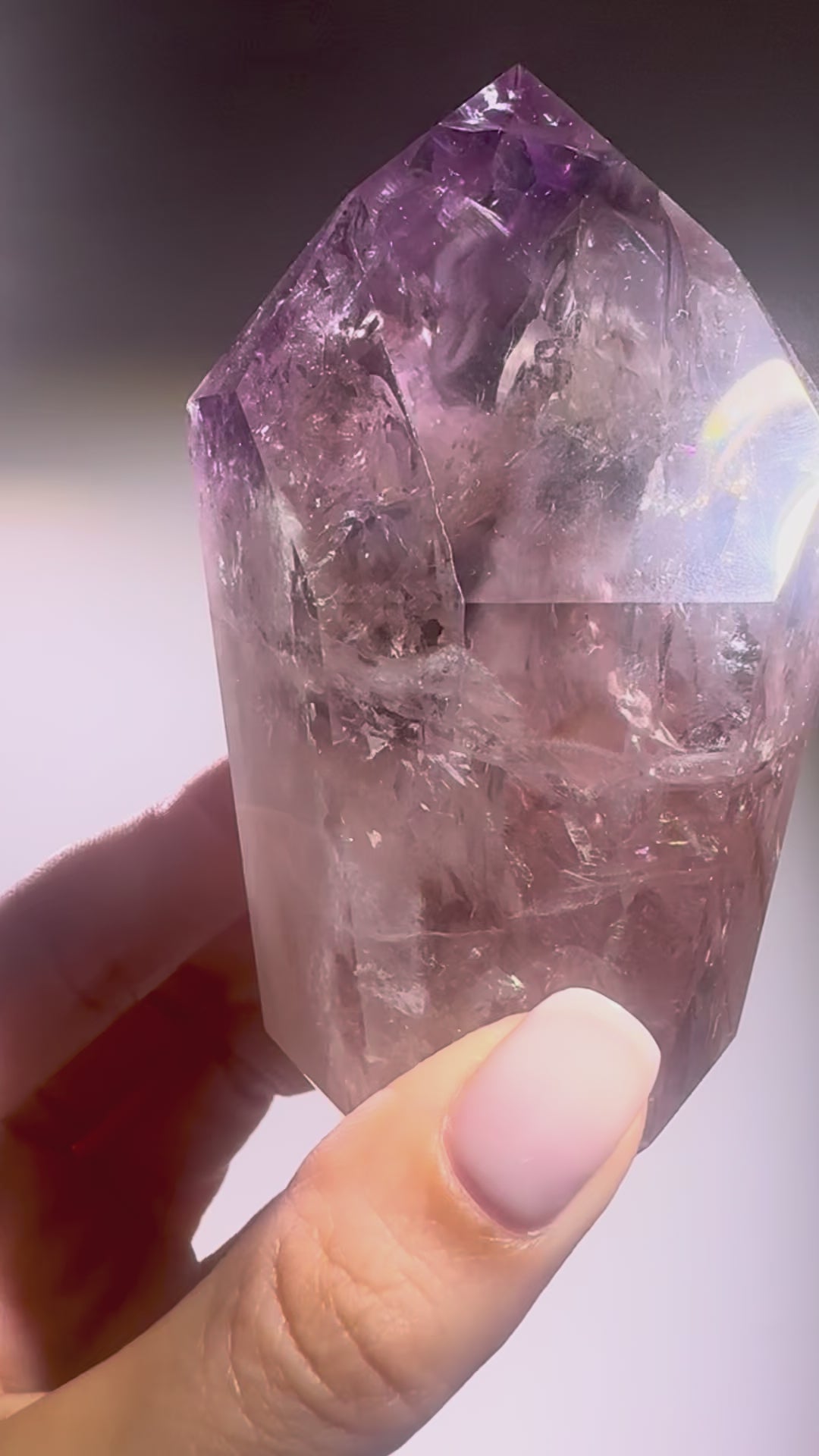 Naturkristall aus Brasilien – Ametrin mit Citrin-Phantom, Amethyst und fluoreszierendem Effekt