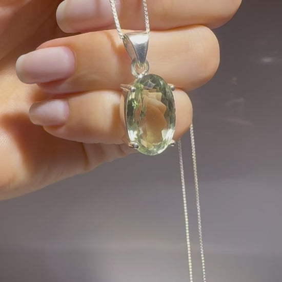 Prasiolith Kette kaufen – Grüner Amethyst 925 Silber I UNIQUE CRYSTALS