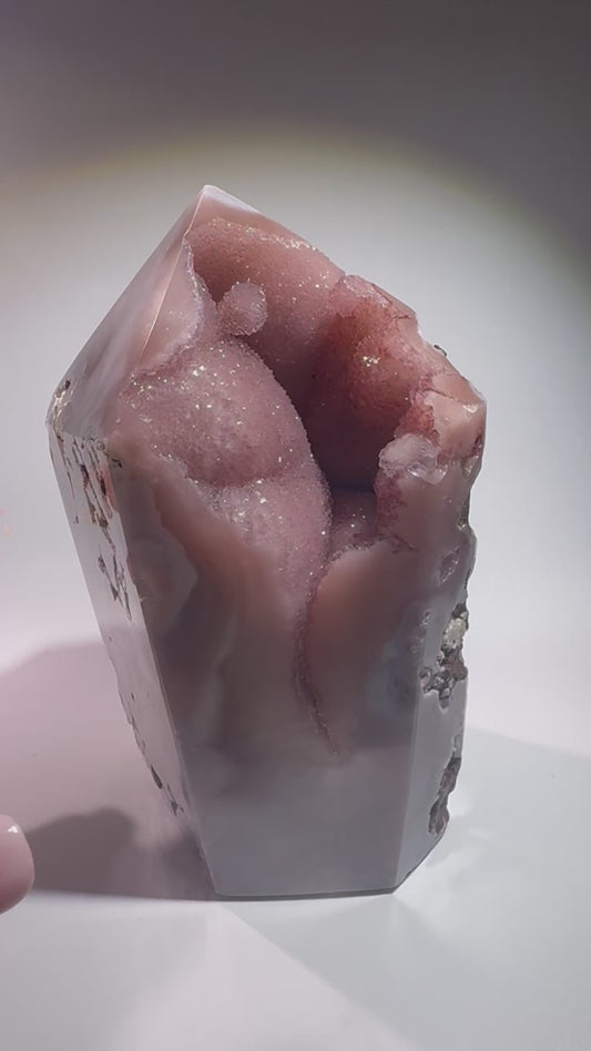 Exklusiver Edelstein-Turm 12,5 cm – Pinker Amethyst aus Brasilien, 1 kg