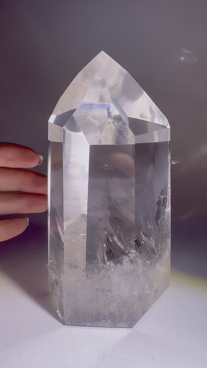 Glasklare Lemurian Bergkristall Spitze kaufen – 14 cm · 944 g