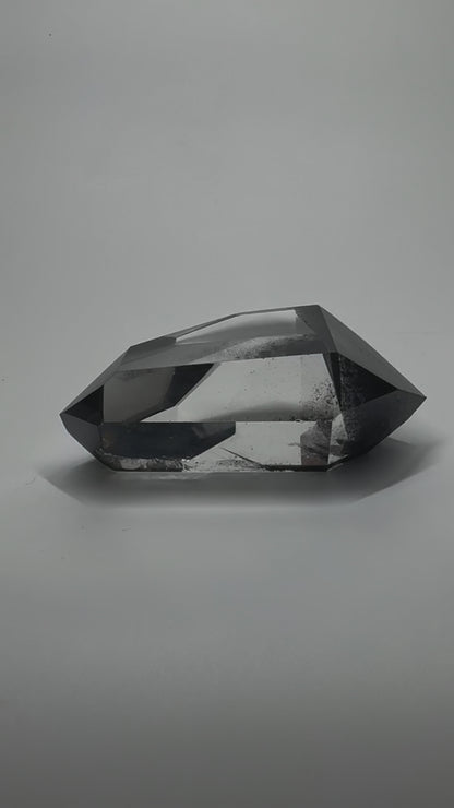 Schwarzer Phantom Quarz Kristall Brasilien extra klar Doppelender 