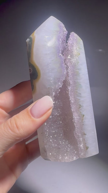 Achatspitze mit Amethyst 11.5 cm Fliederfarbene Kristalle aus Brasilien 💜