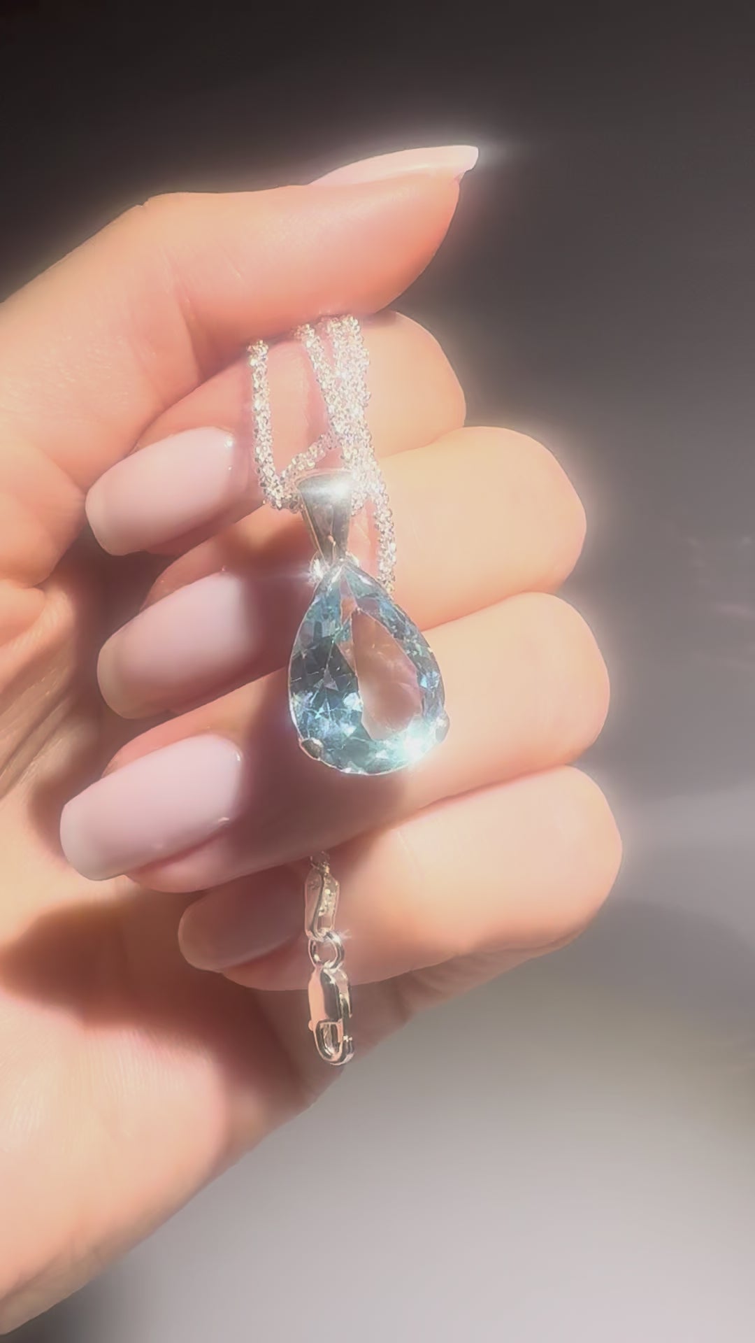 Blau-Topas Pear Cut Anhänger 925 Silber – Edelstein jetzt kaufen