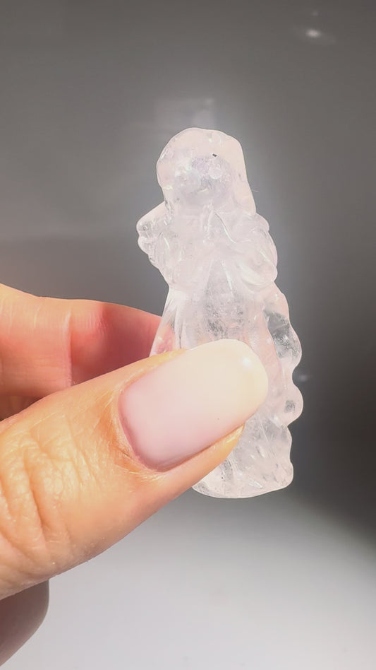 Bergkristall Engel kaufen – Handmade 5 cm | UNIQUE CRYSTALS Schweiz