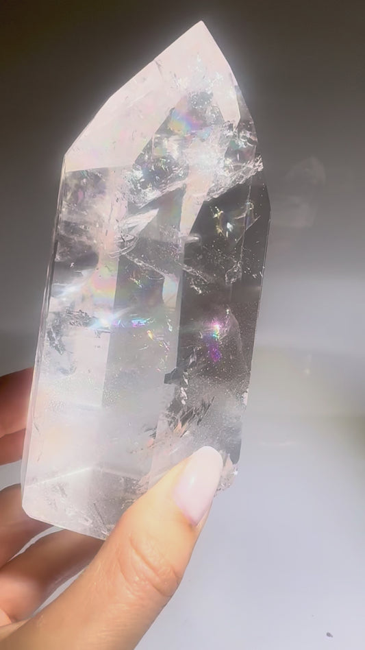 Lemurian Kristall 12 cm, 402 g – Extra klar mit Regenbogen & Phantomen, Brasilien