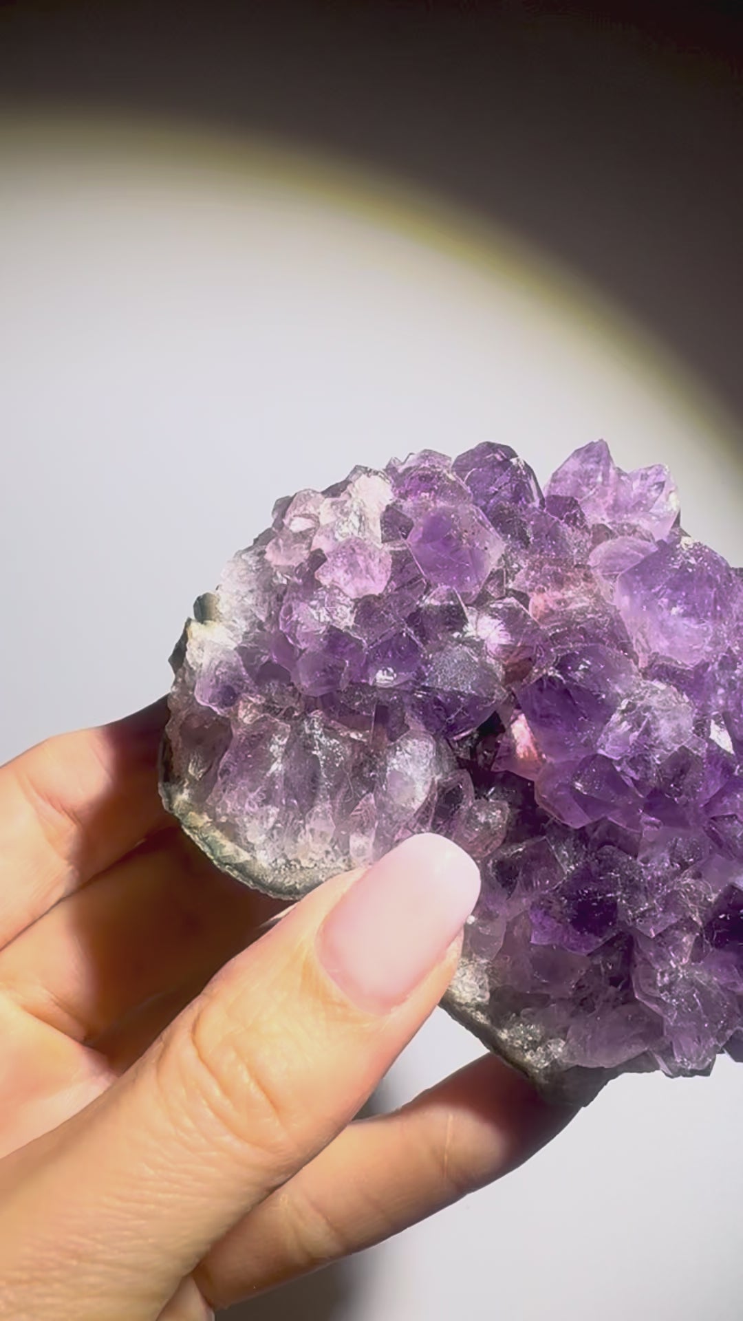 Violette Amethyst Kristalle aus Uruguay 8 x 8 cm 317 g Dekorationsstück
